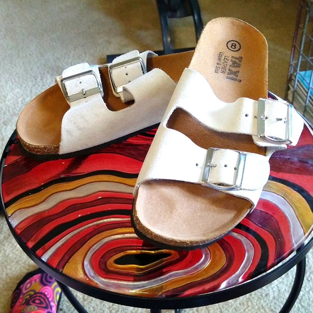 NWOT Taxi Leather Sandals